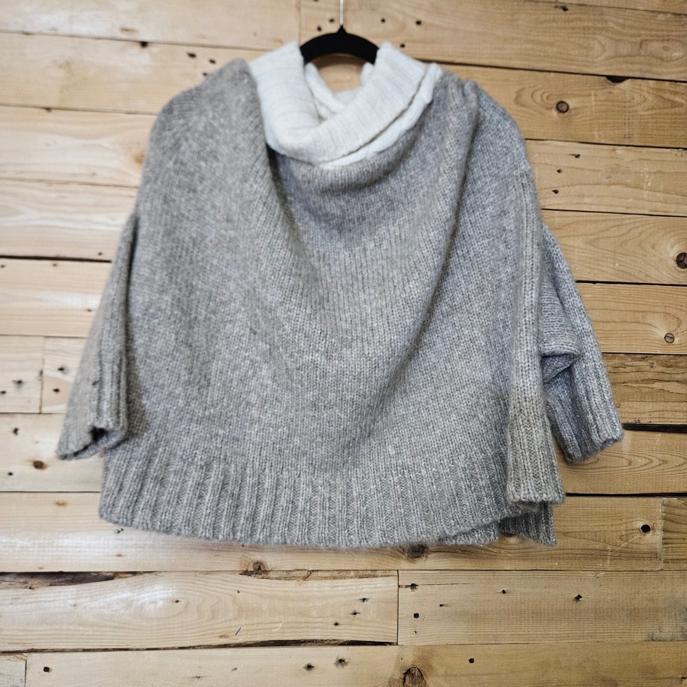 Mer Sea Baby Alpaca Merino Wool Poncho Sweater Oatmeal Turtleneck Made in Peru‎
